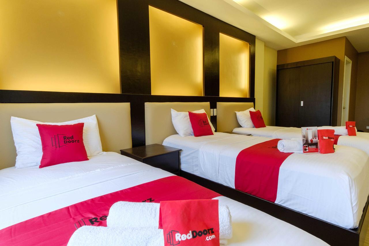 Reddoorz Premium Near Trinoma Hotel Quezon City Kültér fotó