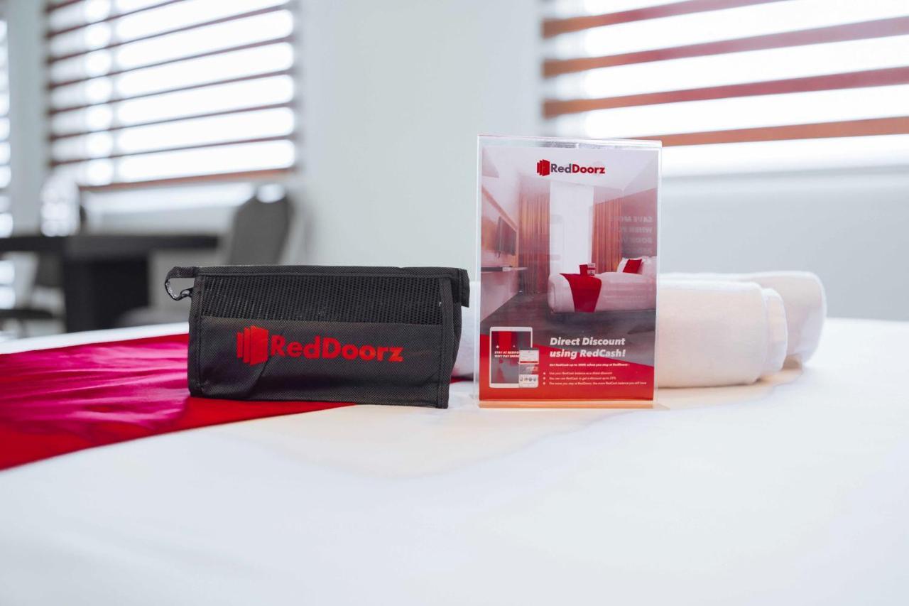 Reddoorz Premium Near Trinoma Hotel Quezon City Kültér fotó